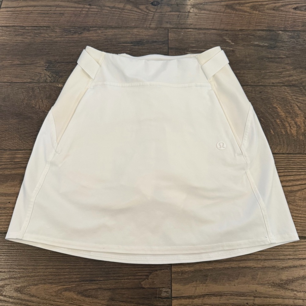 Lululemon Warpstreme Multi-Pocket High-Rise Golf Skirt in White Size 2